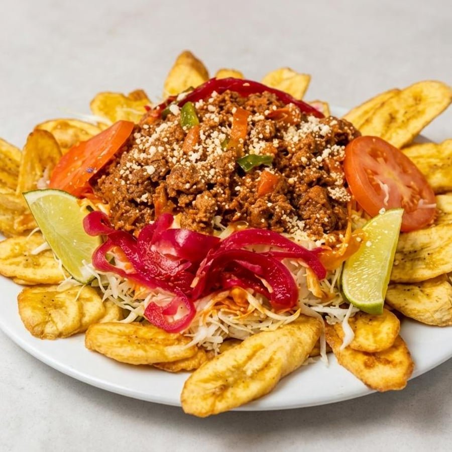 Carne molida con tajadas